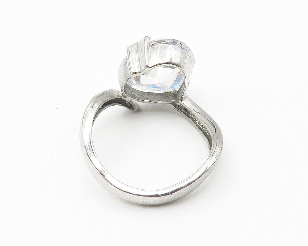 925 Sterling Silver  Cubic Zirconia Love Heart Cocktail Ring Sz 9  RG10631