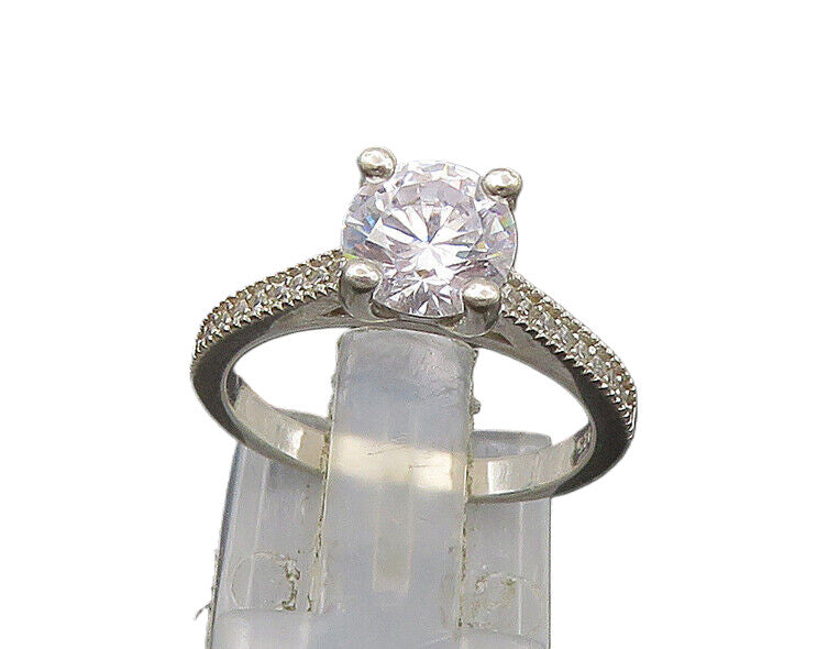 925 Sterling Silver  Vintage Shiny Cubic Zirconia Solitaire Ring Sz 6  RG22737