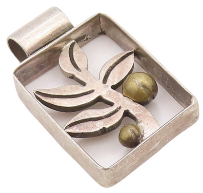 925 Sterling Silver Vintage Pendant Solid Framed Cutout Plant  PT23578