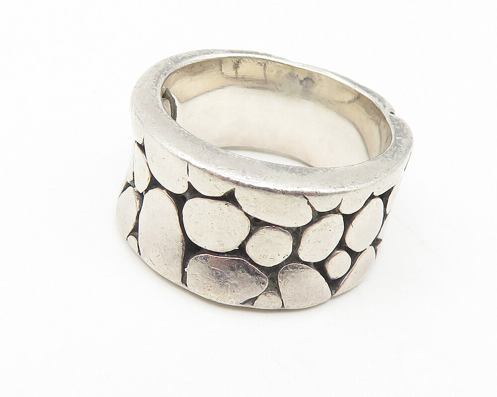925 Sterling Silver  Vintage Shiny Cobbled Concave Band Ring Sz 7  RG11120