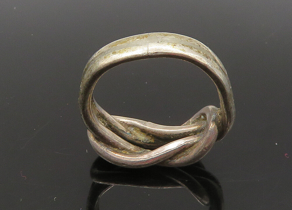 925 Sterling Silver  Vintage Dark Tone Knotted Band Ring Sz 7.5  RG22847