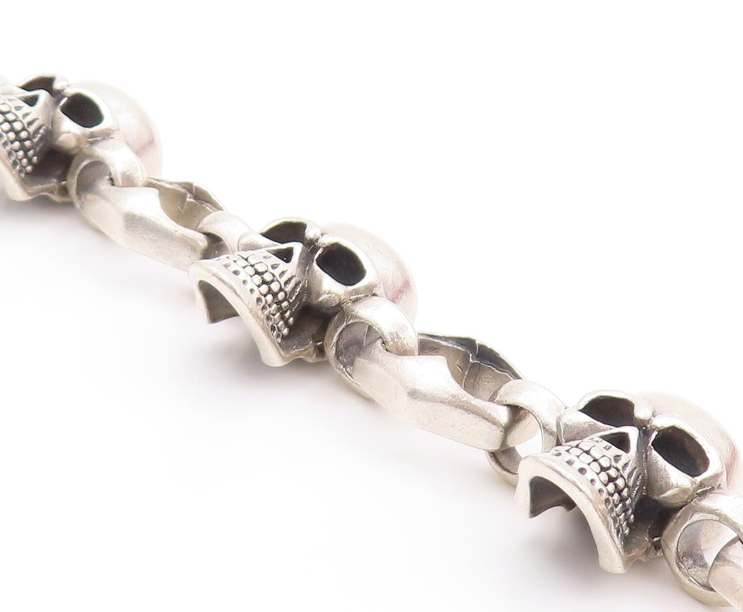 925 Sterling Silver Vintage Bracelet Heavy Carved Skulls Biker Design  BT11124