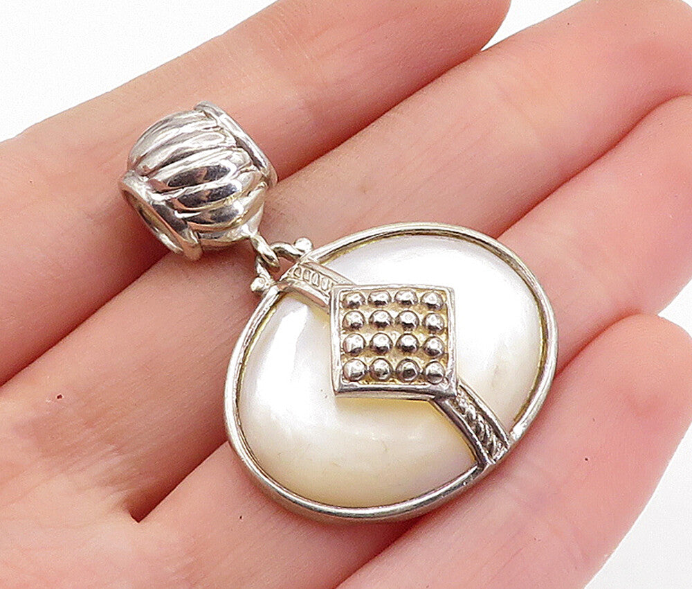 925 Sterling Silver  Vintage Mother Of Pearl Fluted Bail Oval Pendant  PT4585