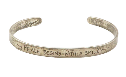 925 Sterling Silver  Vintage Peace Begins With A Smile Cuff Bracelet  BT5895