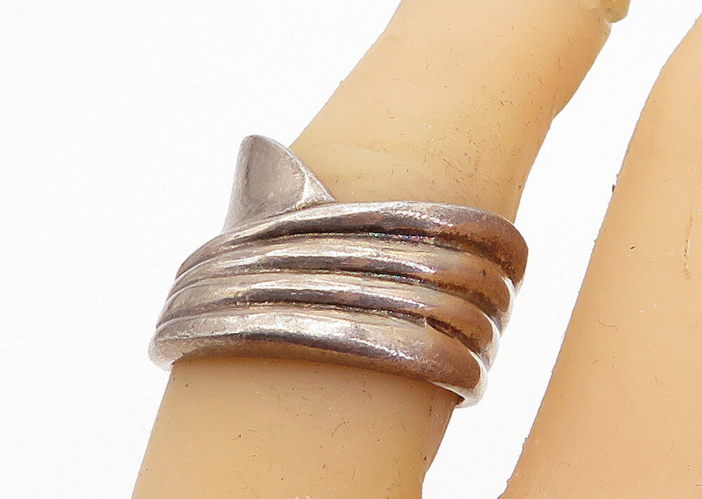 925 Sterling Silver  Vintage Dark Tone Fluted Detail Band Ring Sz 7  RG3962