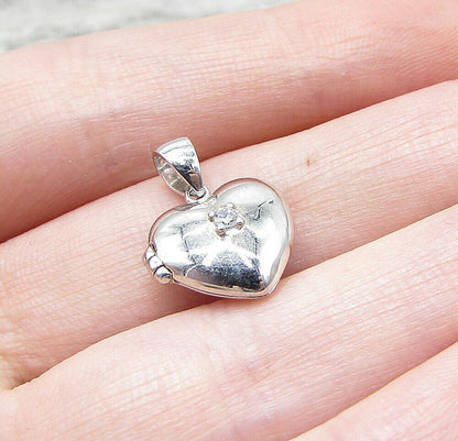 925 Silver Cubic Zirconia Love Heart Picture Locket (Opens) Pendant PT1207