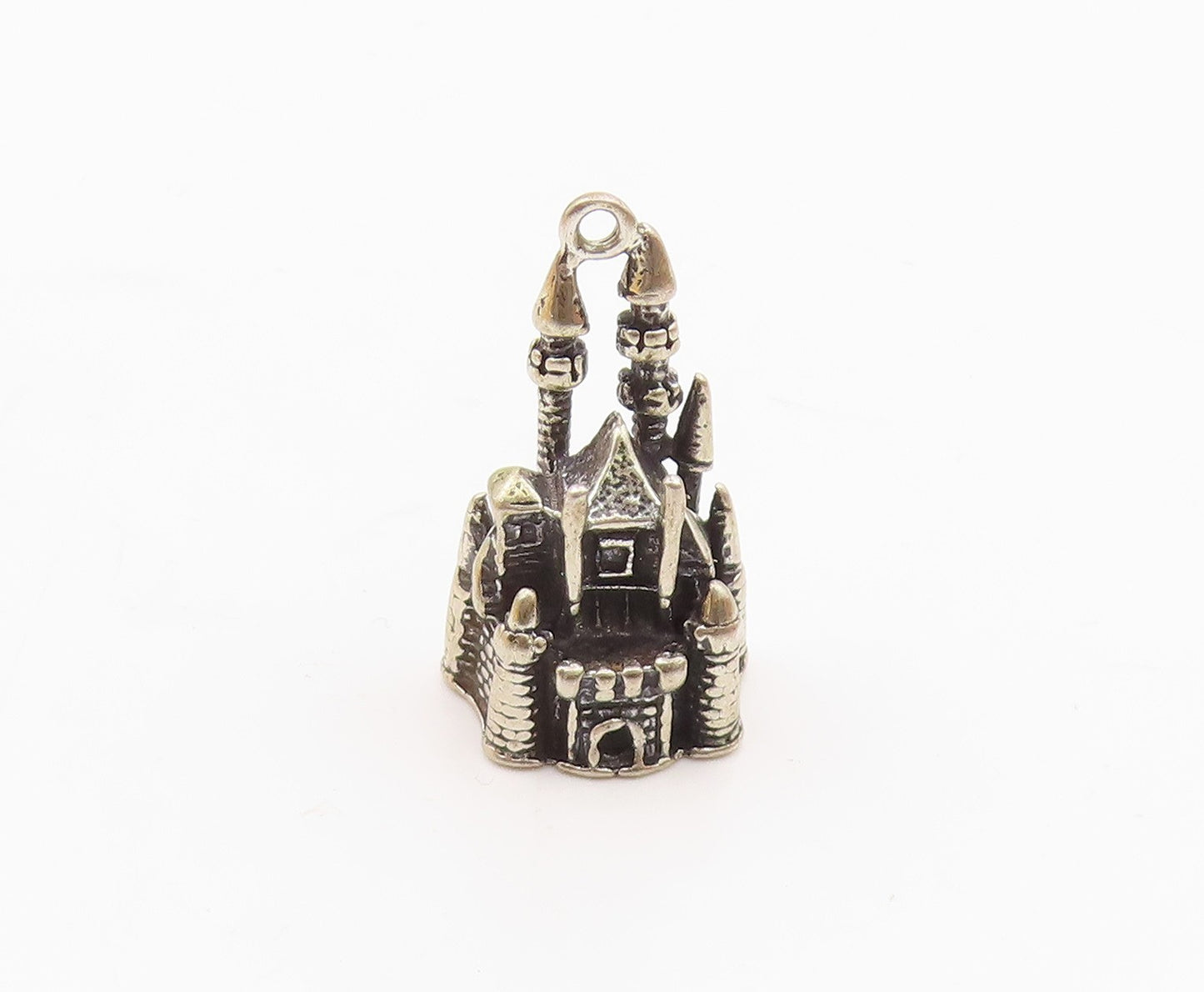 925 Sterling Silver  Vintage Sculpted Disneyland Castle Drop Pendant  PT21588