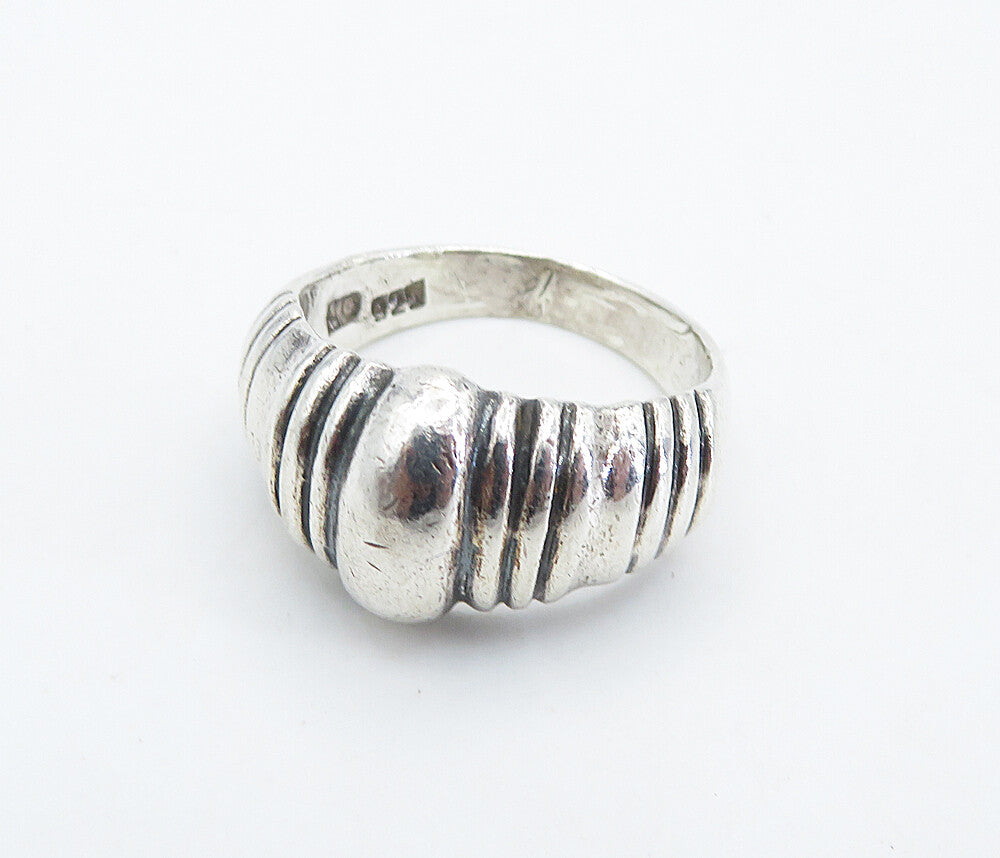 925 Sterling Silver Shiny Fluted Tapered Dome Style Band Ring Sz 7 RG8397