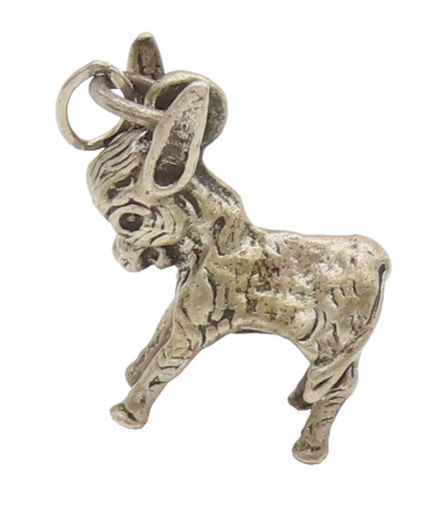 925 Sterling Silver  Vintage Mini 3D Carved Baby Cow Charm Pendant PT22237
