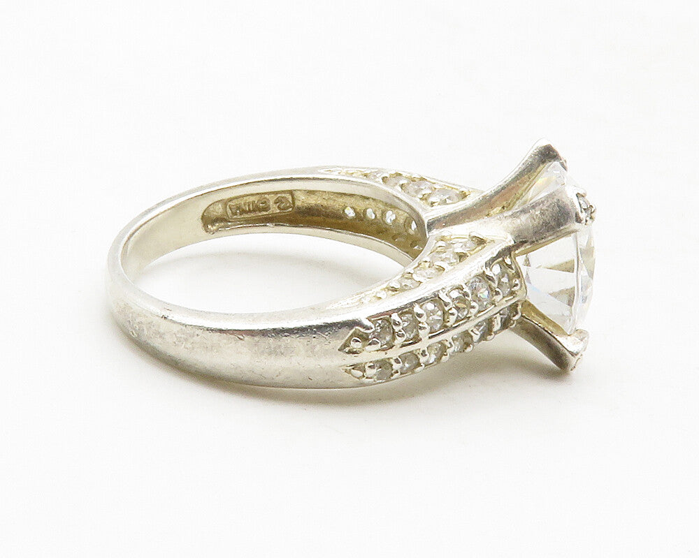 925 Sterling Silver  Cubic Zirconia Solitaire With Accents Ring Sz 8  RG12833