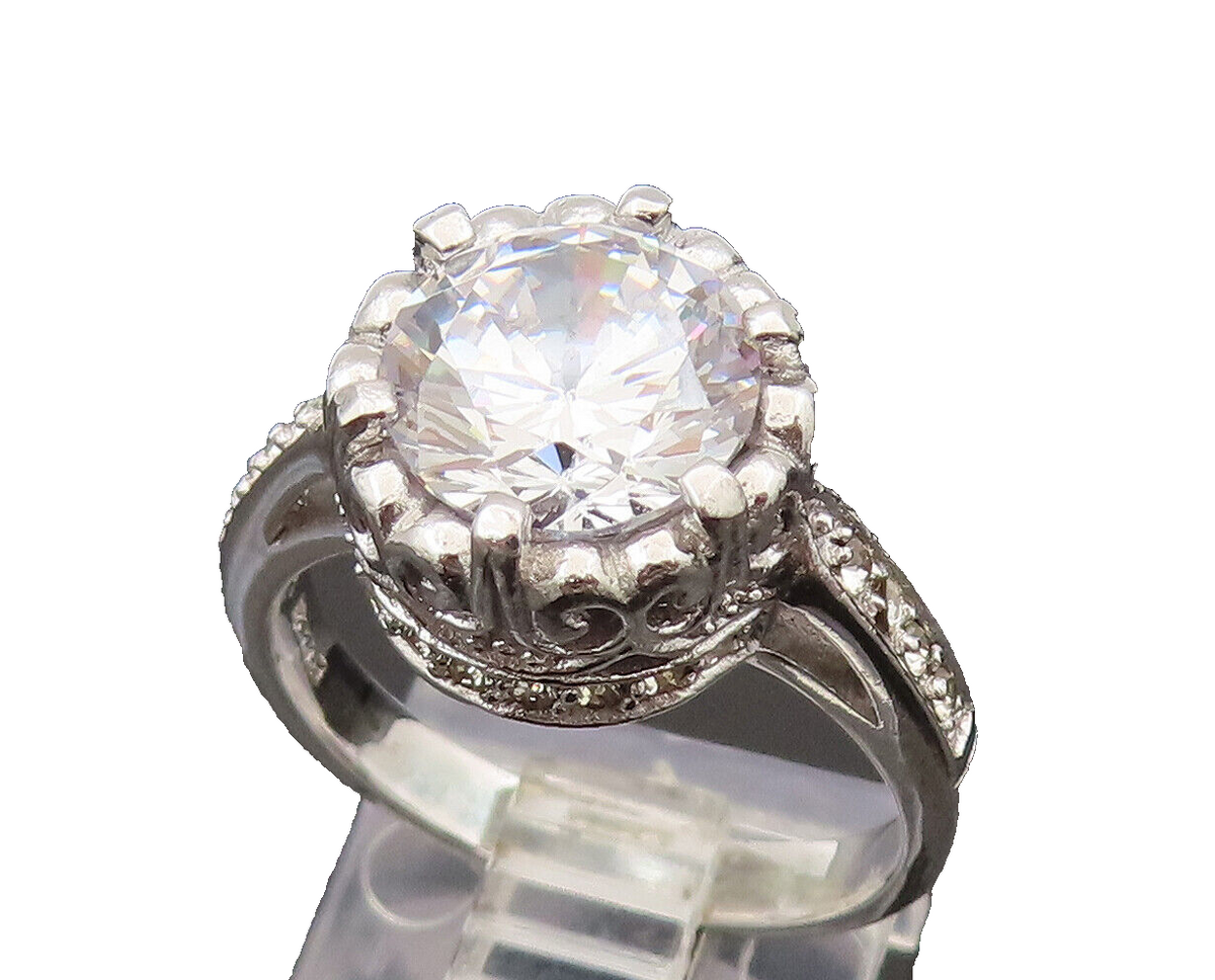 925 Silver  Vintage Dancing Cubic Zirconia Scrollwork Halo Ring Sz 7.5 RG26492