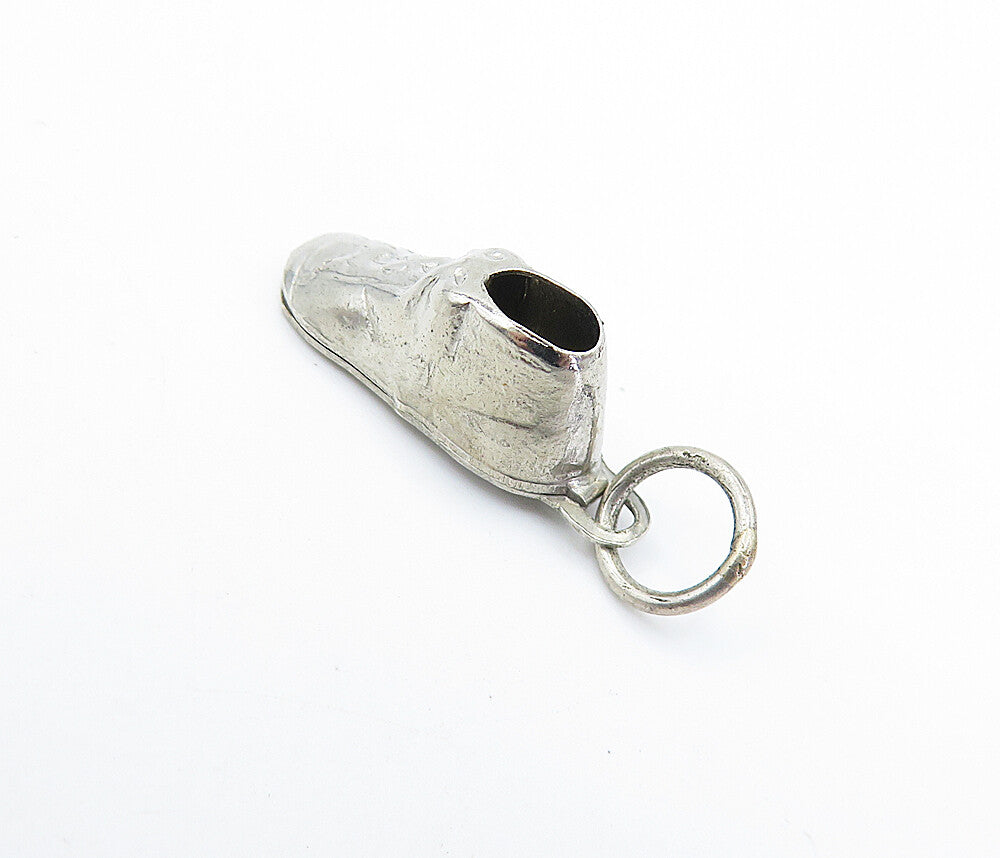 925 Sterling Silver  Vintage Petite Old Fashioned Shoe Motif Pendant  PT4944