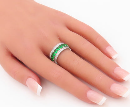 925 Sterling Silver Vintage Ring Oval Green & White CZ  Band  Sz 7  RG30407