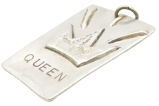 925 Sterling Silver  Vintage Shiny Royal Crown Queen Etched Pendant  PT13224