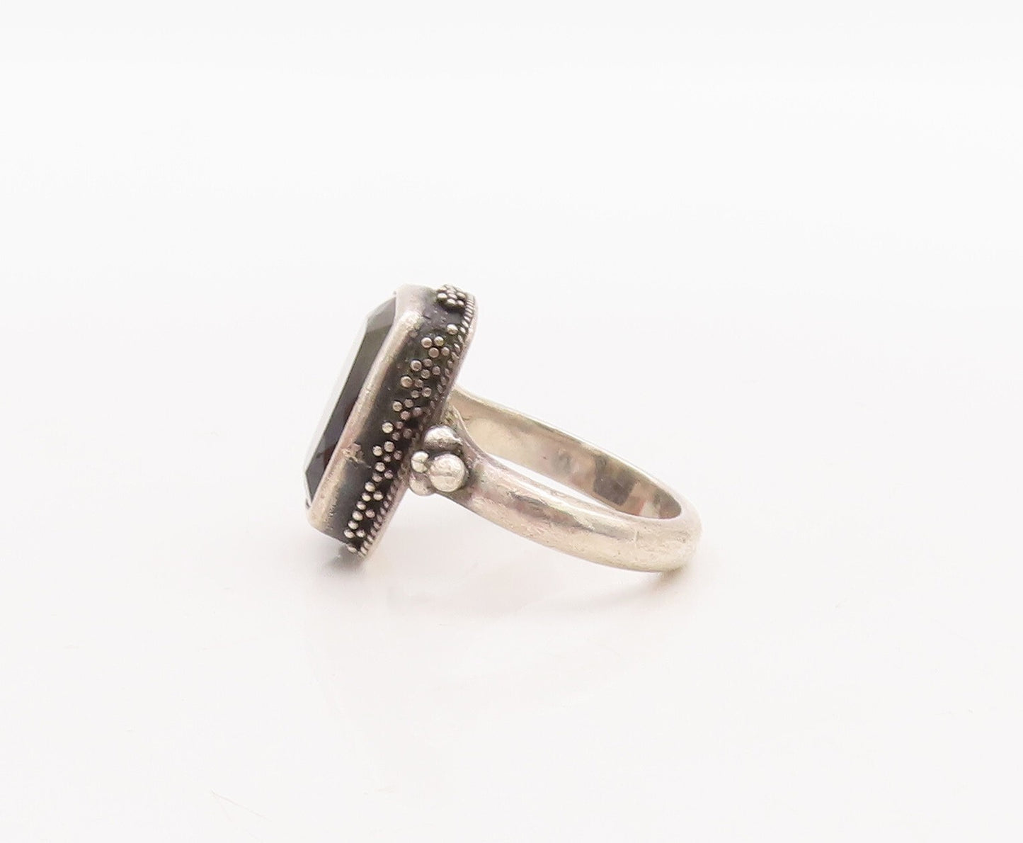 925 Sterling Silver Vintage Ring Beaded Rectangle Shaded Gemstone  Sz 8 RG28779