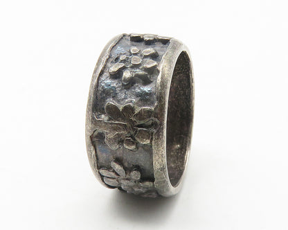 925 Sterling Silver   Vintage Dark Tone Flower Pattern Band Ring Sz 6  RG11639