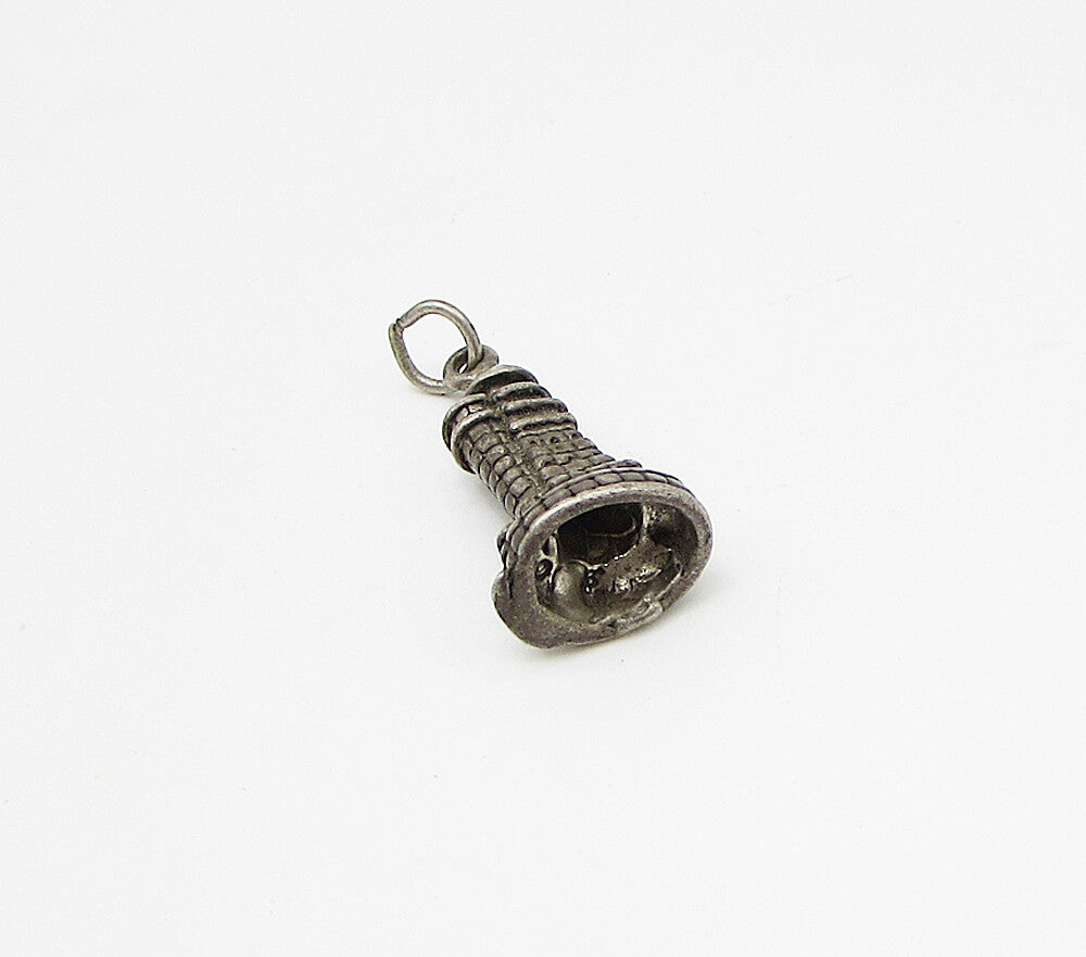 925 Sterling Silver  Vintage High Towers Charm Pendant  PT2203