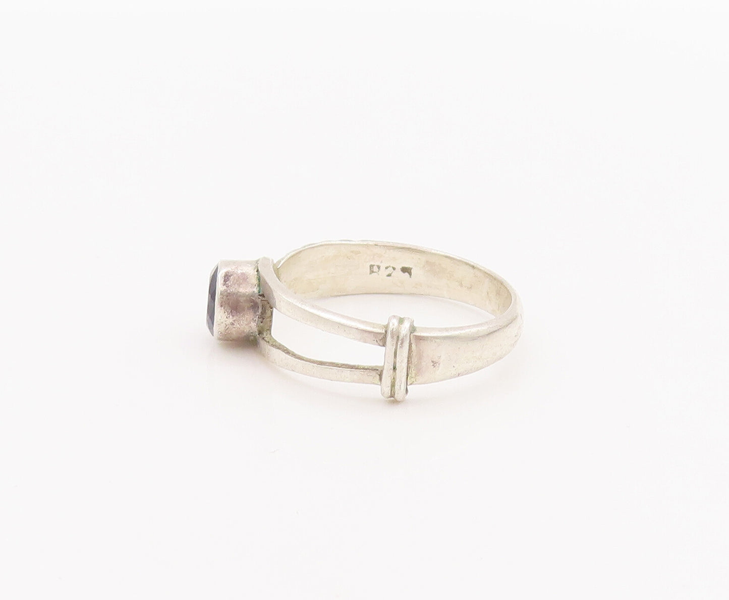 925 Sterling Silver Vintage Ring Minimalist Round Inlay Amethyst Sz 6  RG27702