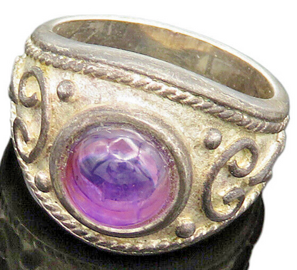 925 Sterling Silver  Vintage Cabochon Amethyst Cocktail Ring Sz 7  RG19940