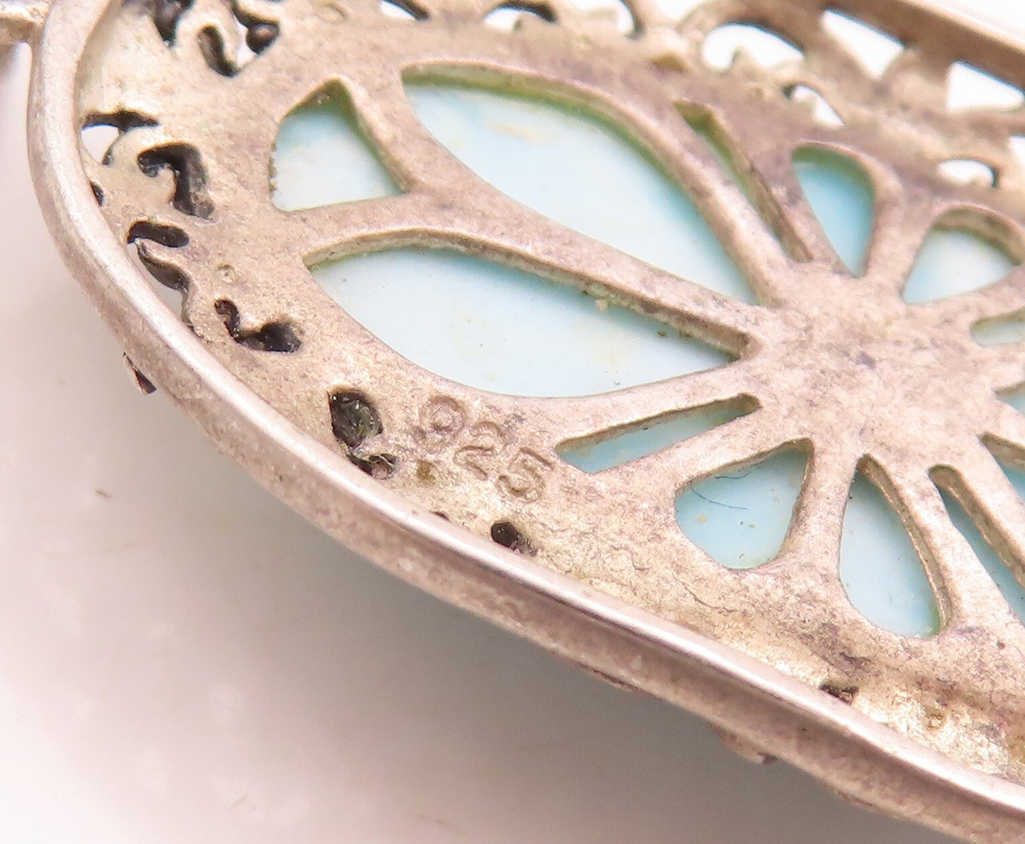 925 Sterling Silver Vintage Pendant Swirly Carved Oval Frame Larimar  PT23761