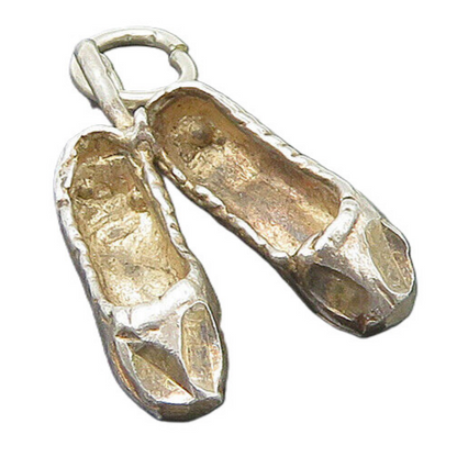 925 Sterling Silver   Vintage Petite Ballet Slippers Dancer Pendant  PT18249