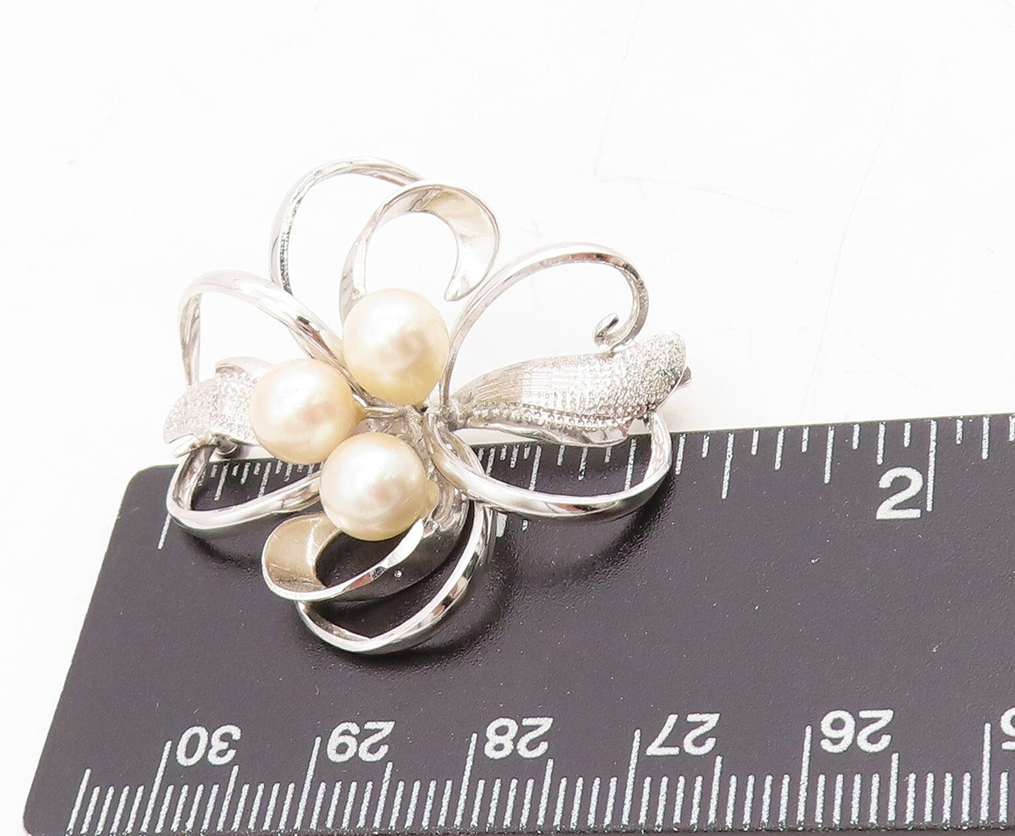 925 Sterling Silver Vintage Brooch Designer Cutout Pearl Flower  BP11470