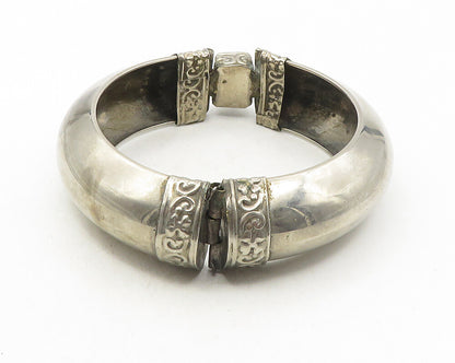 925 Sterling Silver  Vintage Turquoise Swirl Detail Bangle Bracelet  BT4160