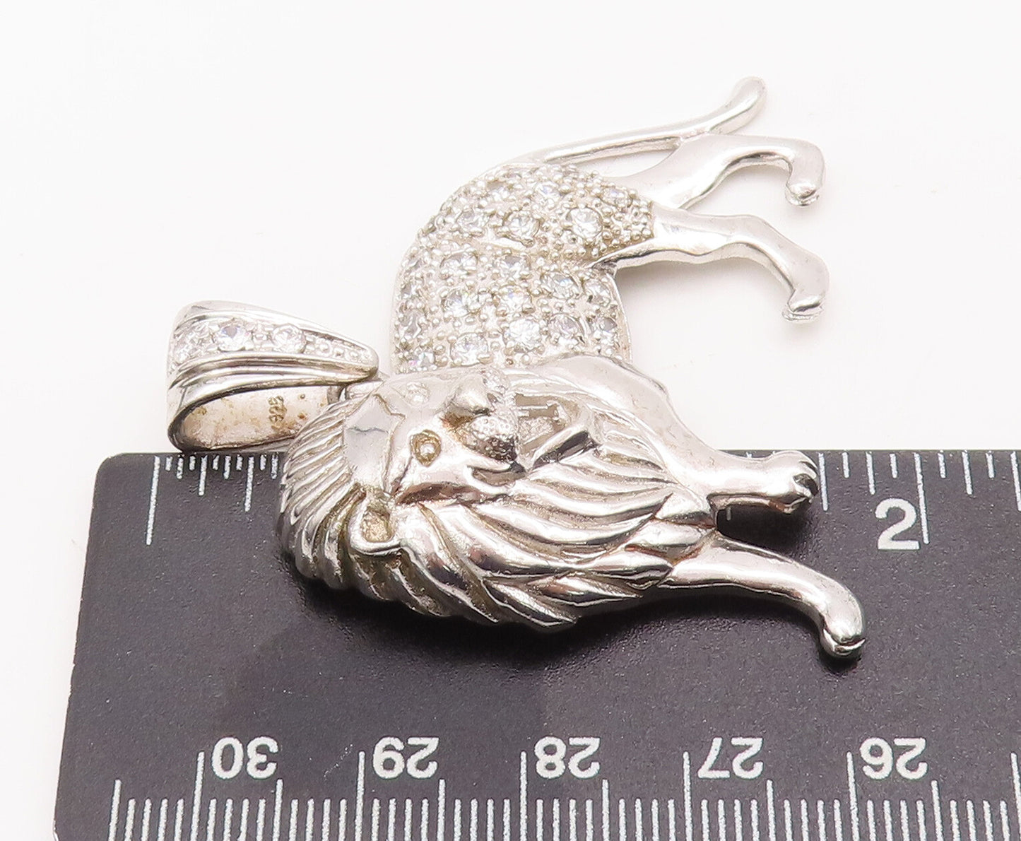 925 Sterling Silver Vintage Pendant Carved CZ Inlay Angry Roaring Lion  PT23086