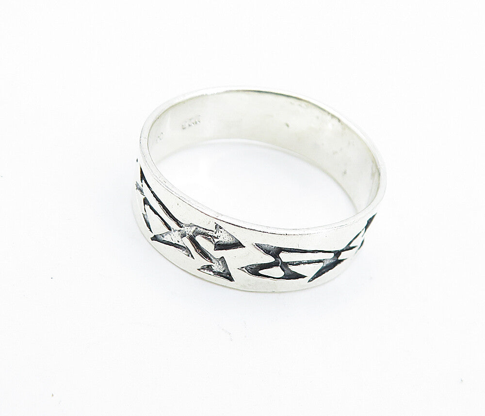 925 Sterling Silver  Vintage Shiny Arrow Detail Band Ring Sz 12.5  RG7315