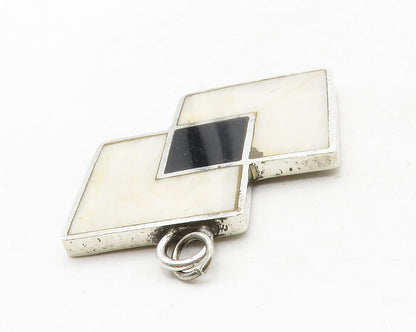 925 Sterling Silver  Vintage Handmade Black Onyx & White Agate Pendant PT10419