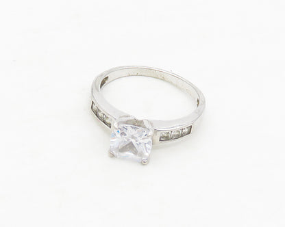 925 Sterling Silver  Cubic Zirconia Solitaire With Accents Ring Sz 7  RG17348