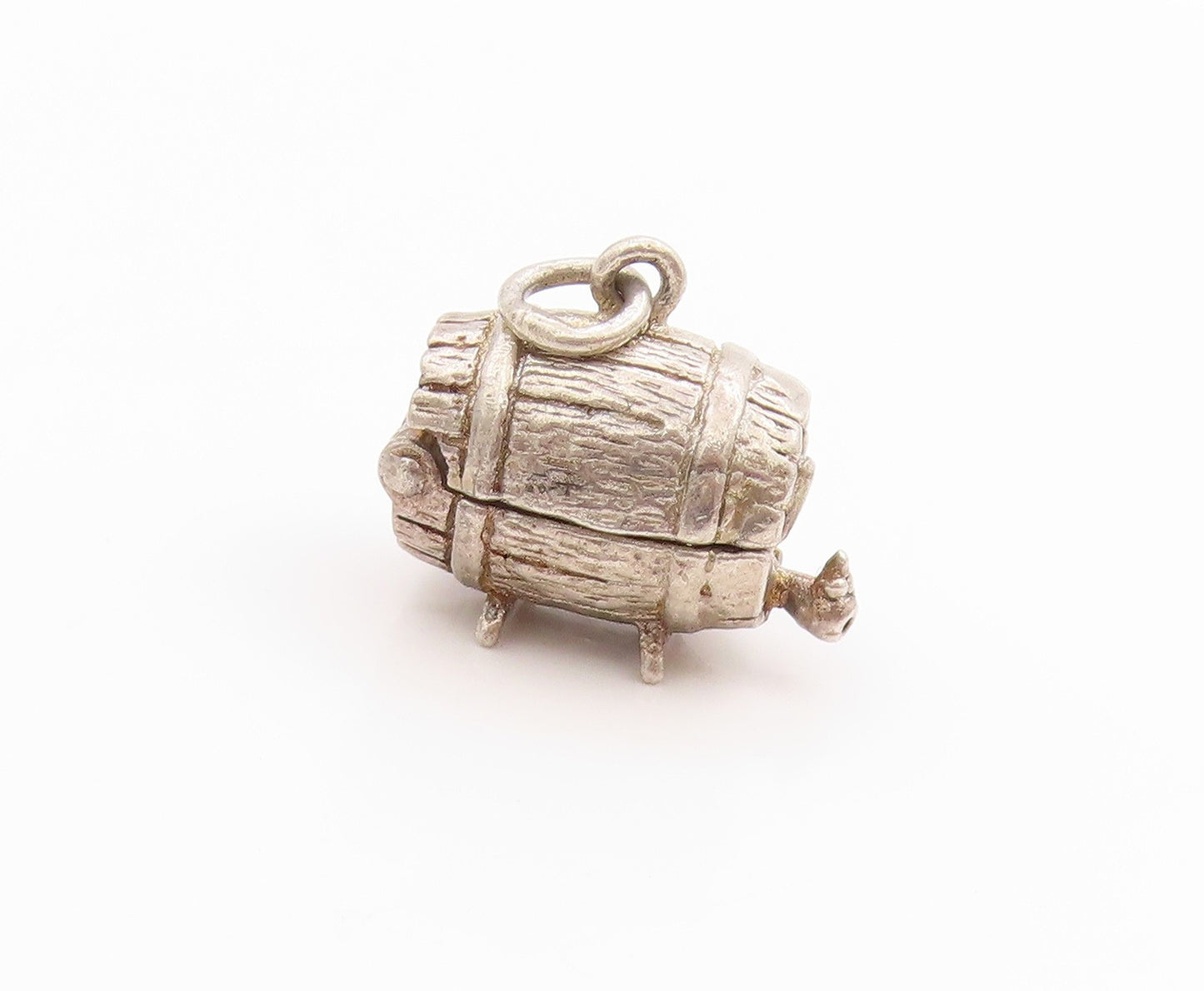 925 Sterling Silver Vintage Pendant 3D Etched Barrel Design Charm OPENS  PT24880