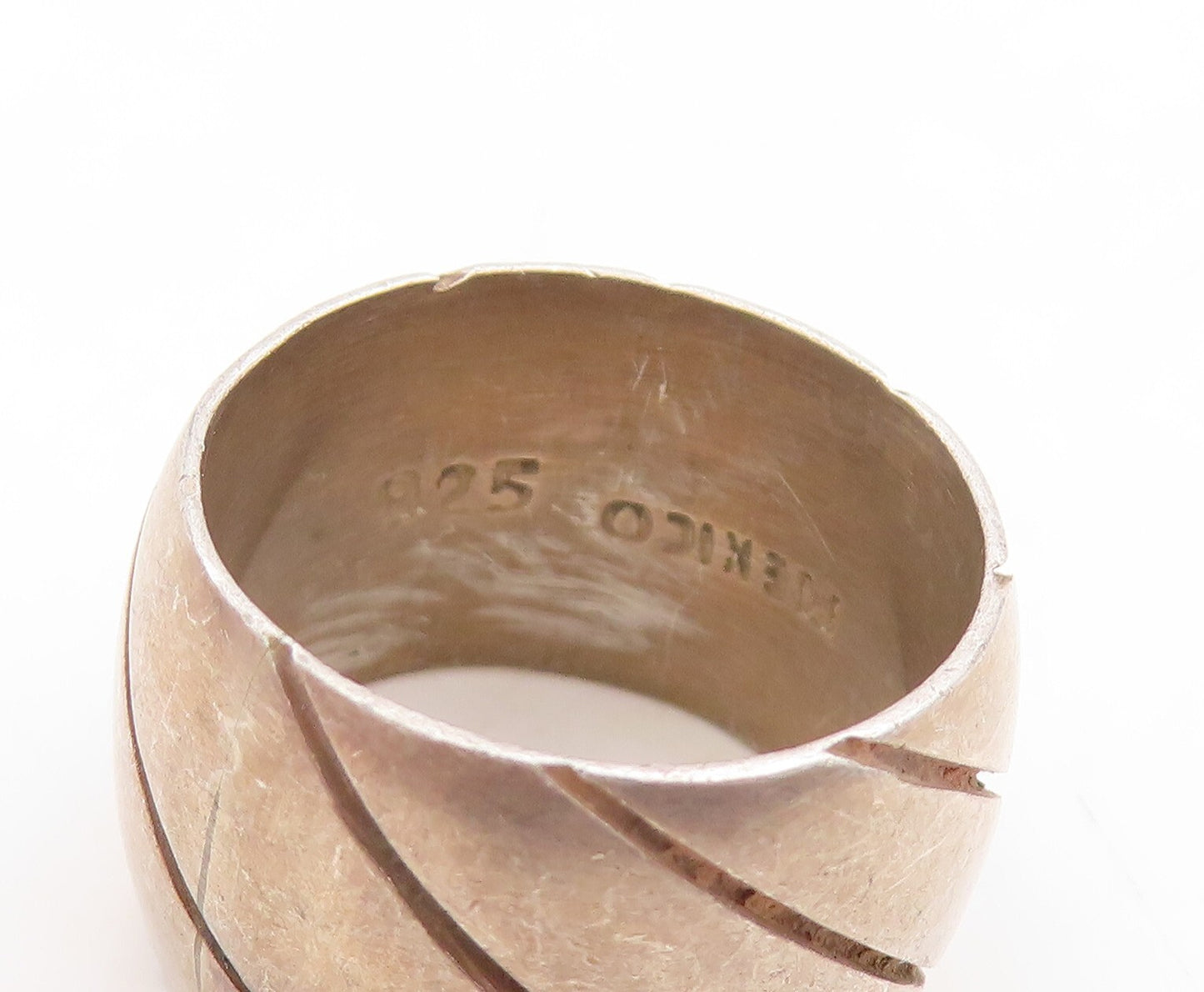 925 Sterling Silver Vintage Ring MEXICO Dark Tone Broad Grooved  Sz 6.5  RG31554