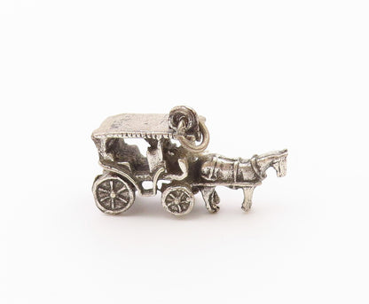 925 Sterling Silver  Vintage Old Fashioned Horse & Carriage Pendant  PT17137