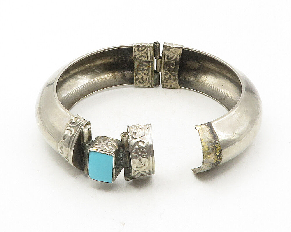 925 Sterling Silver  Vintage Turquoise Swirl Detail Bangle Bracelet  BT4160