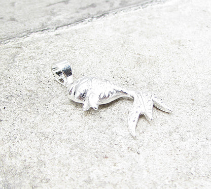 925 Sterling Silver  Swimming Fish Drop Pendant  PT1392