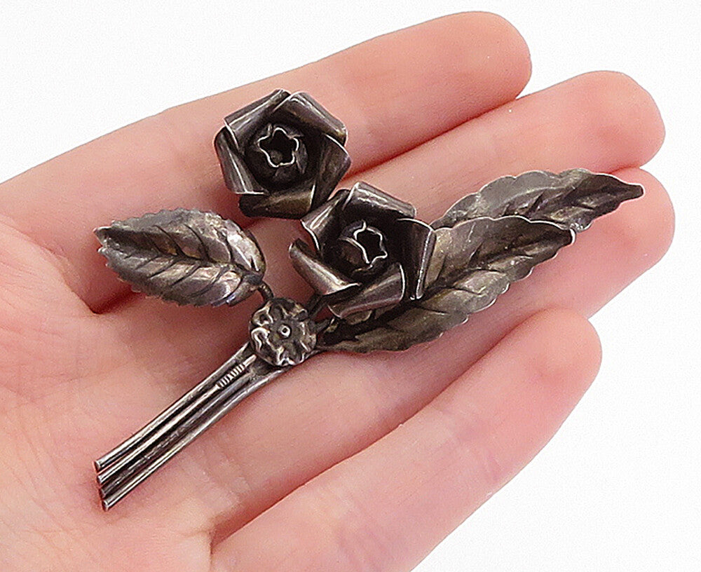 925 Sterling Silver  Vintage Oxidized Sculpted Flower Bunch Brooch Pin  BP1728