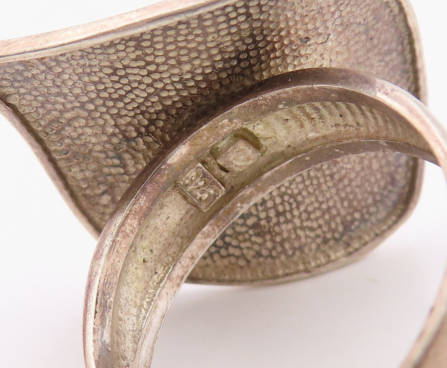 925 Sterling Silver Vintage Ring Modernist Abstract Leaf Band  Sz 10  RG36332