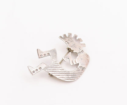 925 Sterling Silver Vintage Brooch Pin NAVAJO Cutout Etched Trible Man  BP10800