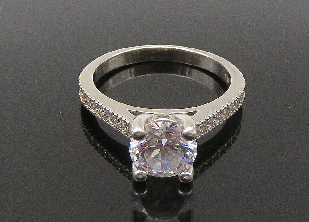 925 Sterling Silver  Vintage Shiny Cubic Zirconia Solitaire Ring Sz 6  RG22737