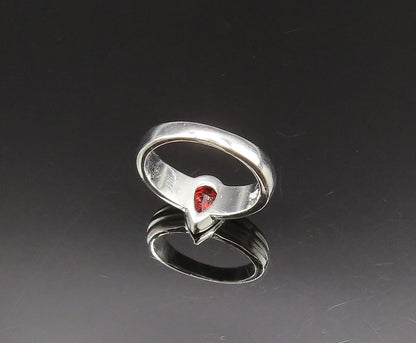 925 Sterling Silver  Vintage Pear Shaped Garnet Ribbed Band Ring Sz 7  RG25564
