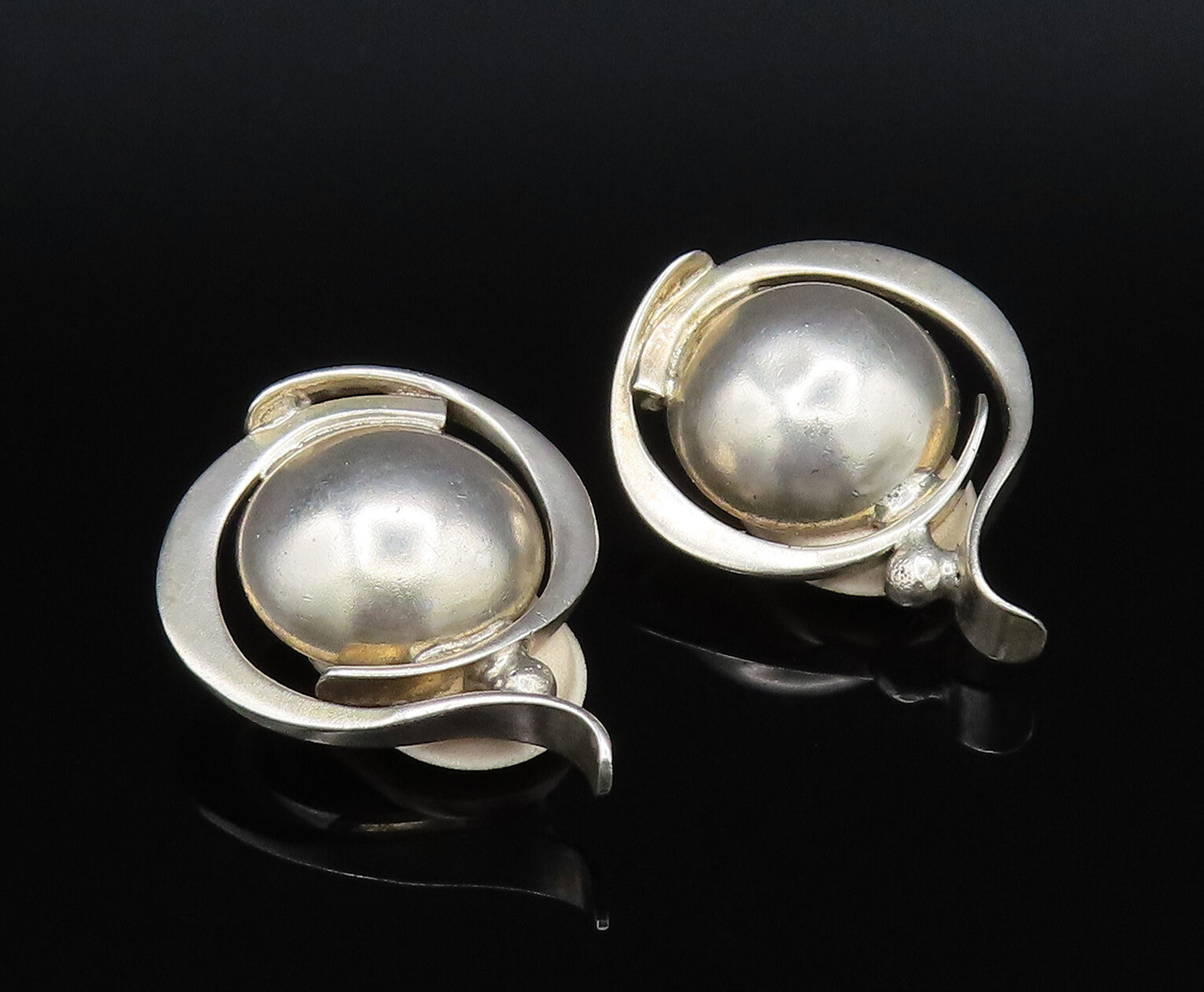 SAMI ZILKA 925 Silver  Vintage Wrapped Bead Dome Non Pierced Earrings  EG12090