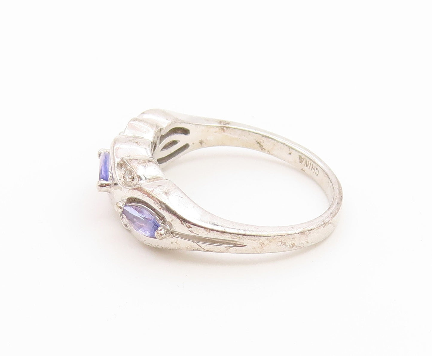 925 Sterling Silver Vintage Ring Elegant Three Stone Tanzanite Band Sz 8 RG36797