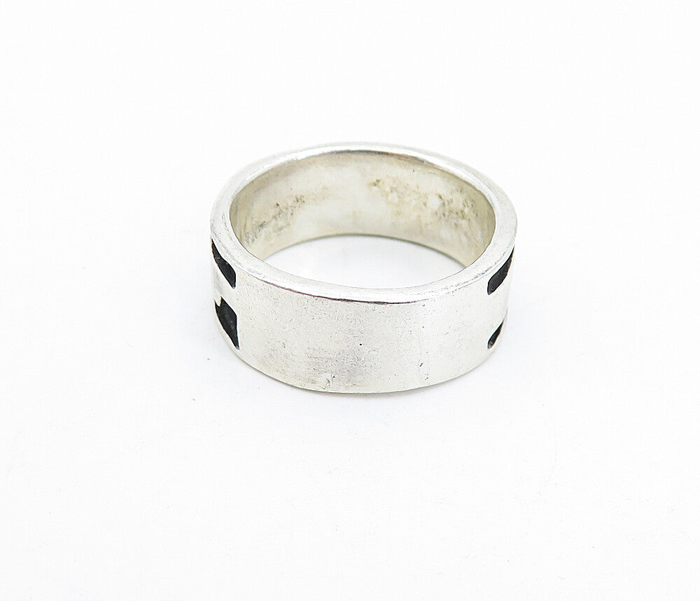 925 Sterling Silver  Vintage Petite Oxidized Detail Band Ring Sz 5.5  RG3727