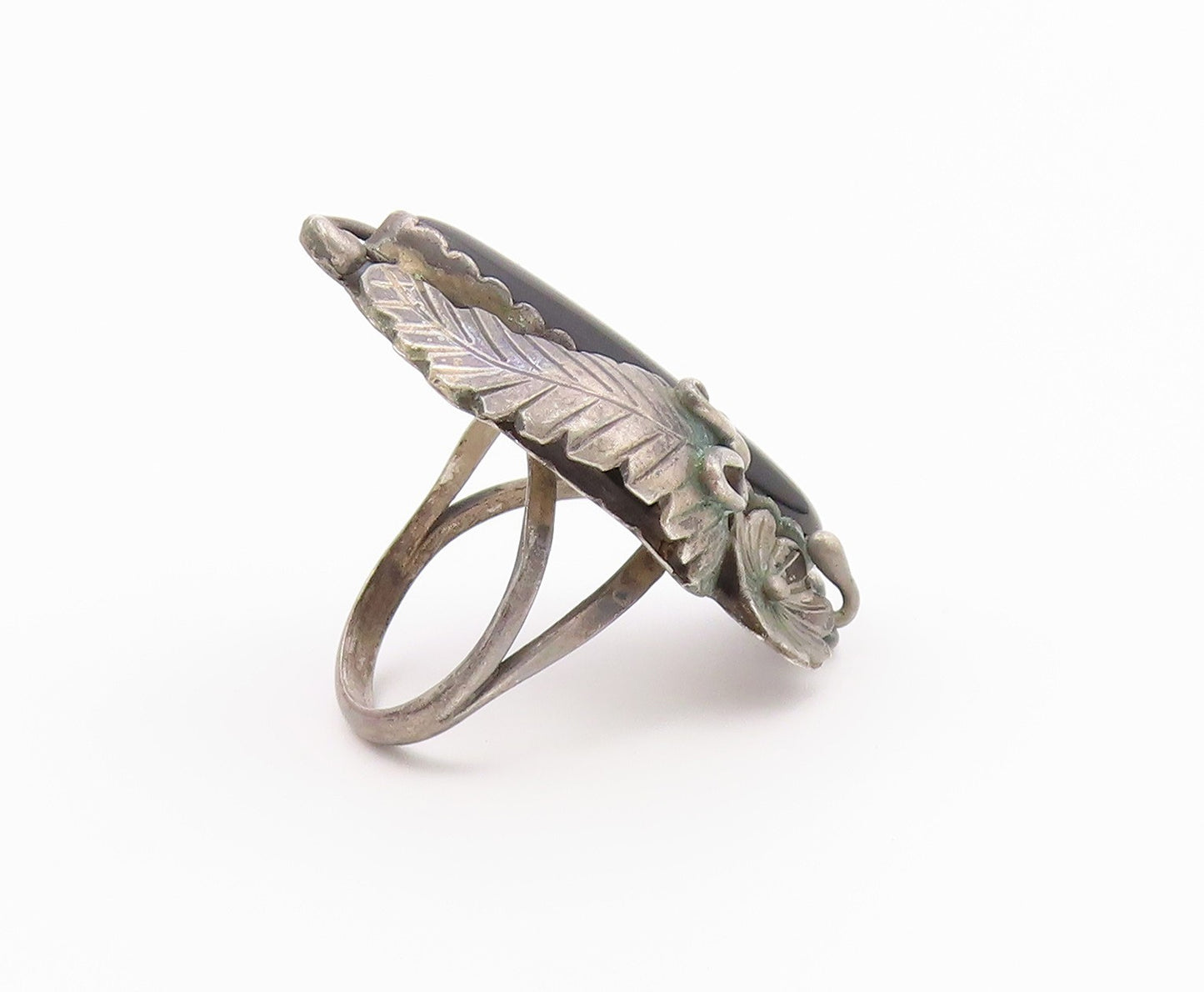 925 Sterling Silver Vintage Ring NAVAJO Black Onyx Leaf Band  Sz 7.5  RG36570