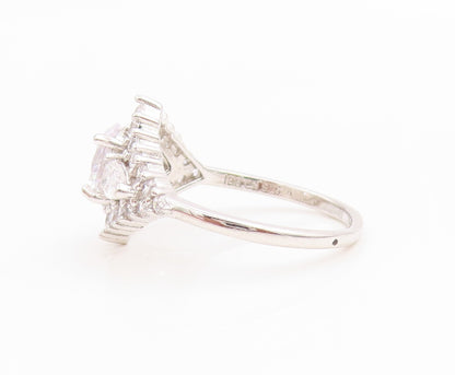 925 Sterling Silver Vintage Ring Elegant CZ Statement Band  Sz 7.5  RG35936