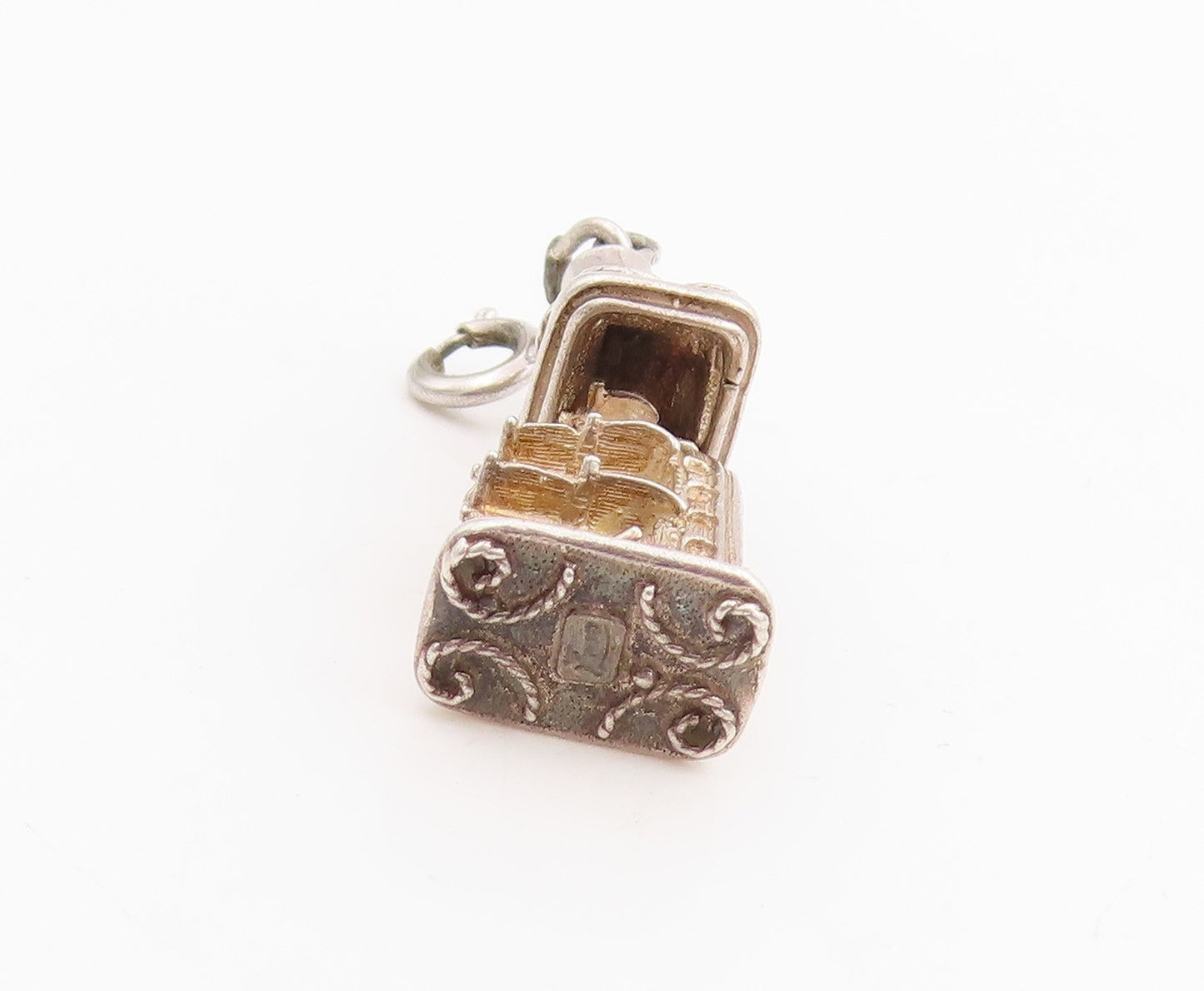 925 Sterling Silver Vintage Pendant 3D Miniature Potbelly Stove Charm  PT25244