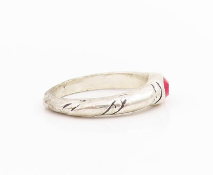 925 Sterling Silver Vintage Ring Minimalist Red CZ Solitaire Band  Sz 8  RG34795