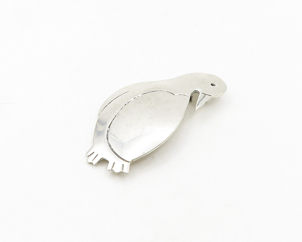 MEXICO 925 Silver  Vintage Shiny Smooth Penguin Motif Brooch Pin  BP7559