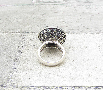 925 Silver  Sapphire Cubic Zirconia & Marcasite Round Shield Ring Sz 6  RG1582